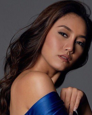 BdoLynn's tweet photo. Glam shot 😘#MissUniverse #Myanmar @HtetHtetHtun https://t.co/9TfxClXSRu