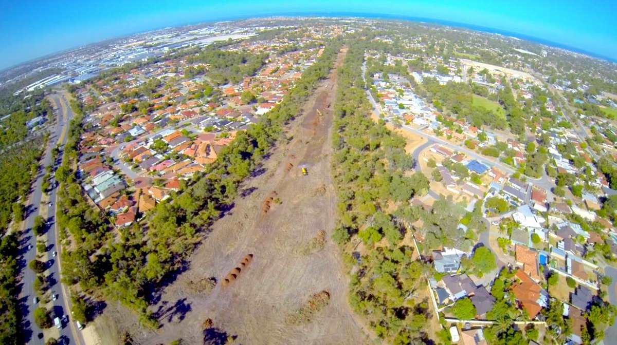 karla_dilazzaro's tweet photo. #JustanotherdayinWA WApremier 😷 @ColinBarnett destroying the sacred beeliar wetlands😕😫 #roe8 #NoRoe8 sacred aboriginal land @RethinkTheLink https://t.co/BpmY9fATZT