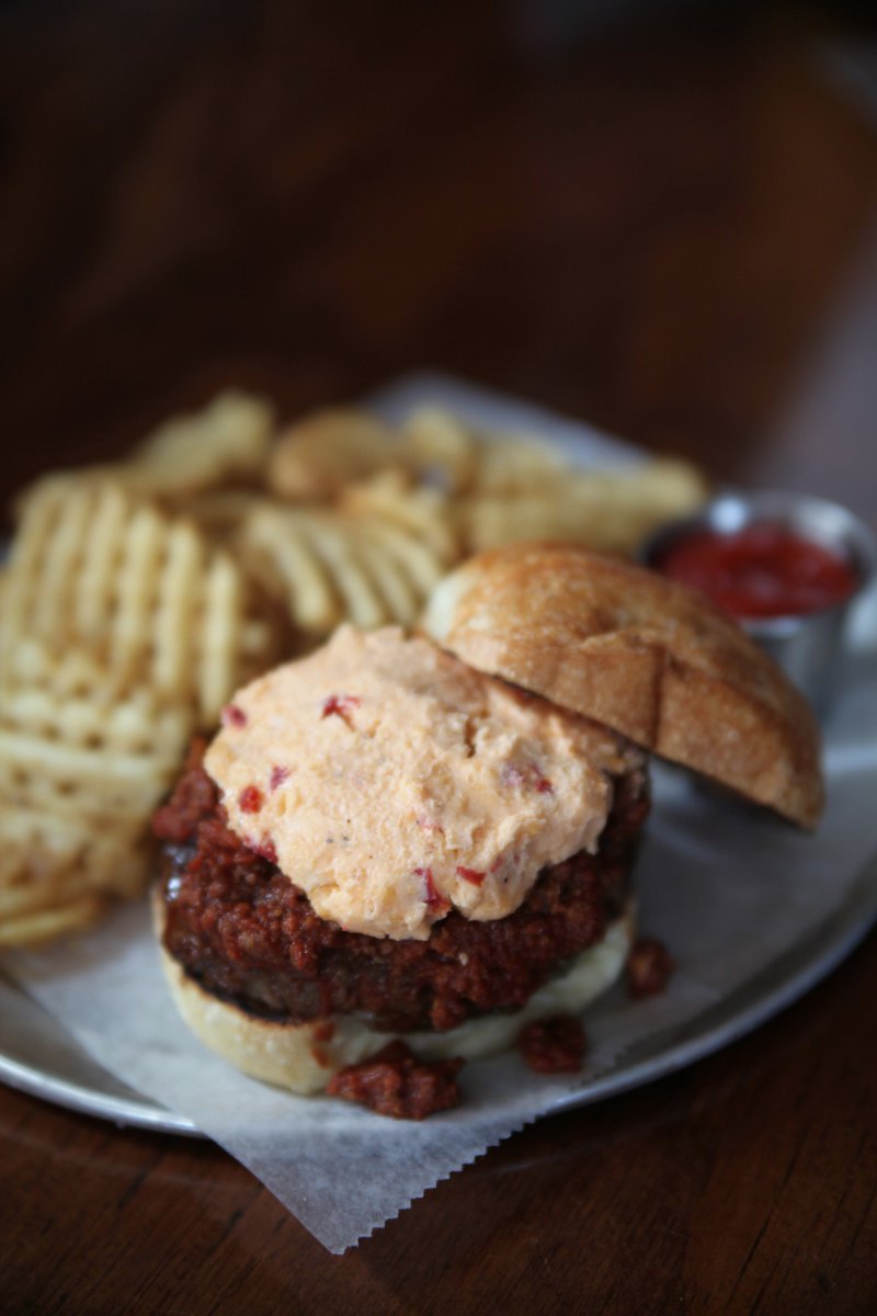 visitaugustaga's tweet image. From seafood to soul food, Augusta has everything to make lunch your new favorite meal. #loveaugusta #augustaga
visitaugusta.com/food-drink/lun…