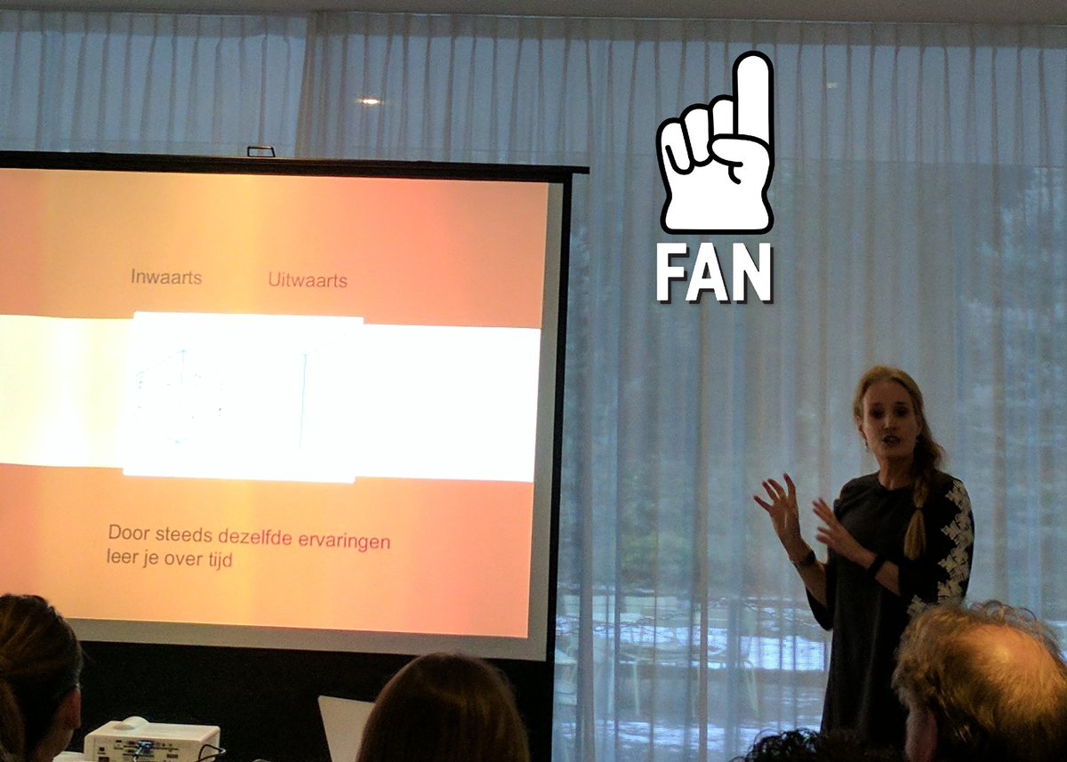 Prof. Dr. Margriet Sitskoorn kan ons vanavond alles laten doen. Want ons gedrag bestaat uit wetmatigheden <a href="/CCBtweet/">Communicatieclub CCB</a> #psychologie <a href="/tilburguni/">tilburguni</a>