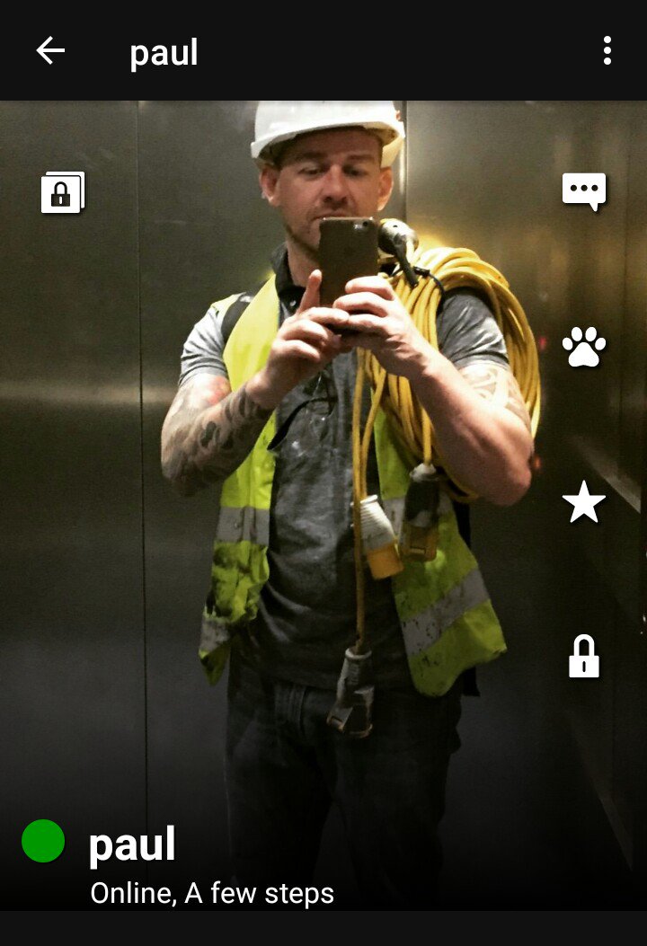 getstuart's tweet photo. When your building is covered in scaffolding &amp; you spot this on @Grindr @scruffapp #afewstepsaway #hotbuilder #tradie #scaffolder #workman https://t.co/TOpuf2NJYM