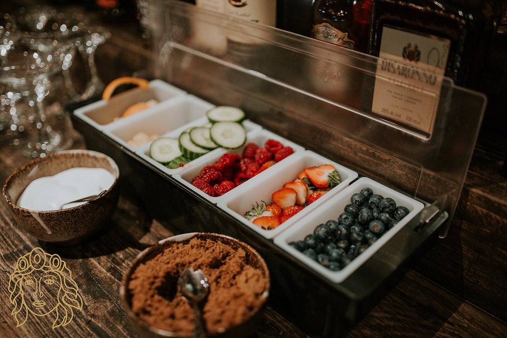 BoadiceaCol's tweet photo. Fresh ingredients, always! #CocktailFans https://t.co/3NJcvHEZwX