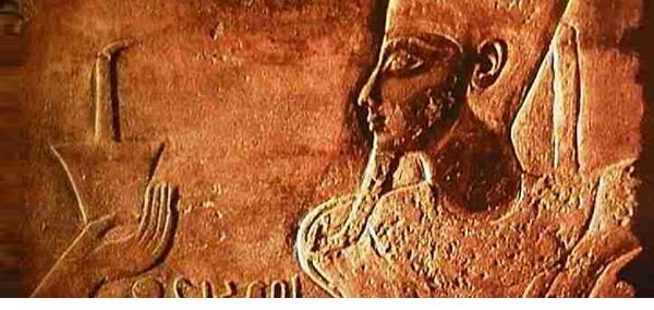 L’#histoire du #parfum : de l’Antiquité à la parfumerie moderne . parfums-tendances-inspirations.com/2011/10/28/lhi…