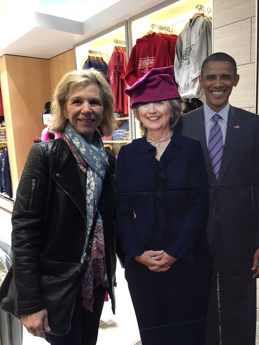 mgraphael's tweet image. Susan and her homies