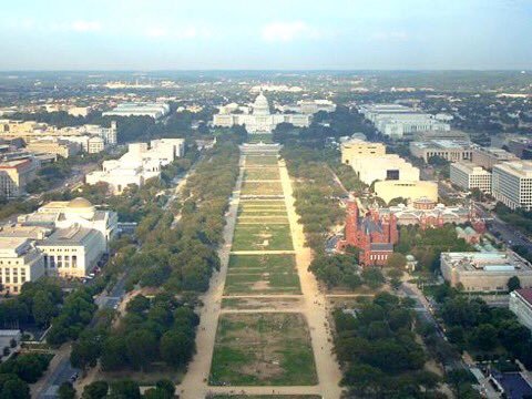 CloydRivers's tweet photo. Think Trump's crowd was small? I just found a picture Hillary's Inauguration. Merica. https://t.co/sqVugwd7Fu