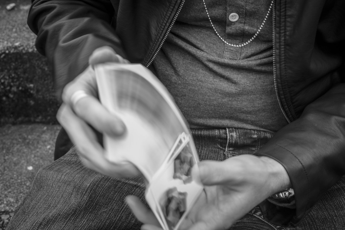 vmacmagic's tweet photo. @GlasgowLiving Glasgow's newest magician available to hire and also regularly hitting the streets check out https://t.co/OOkXZVn4aV https://t.co/6Mnfivdb0O