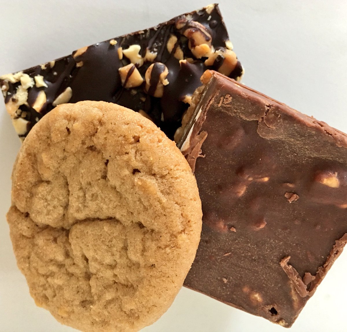 It's #Nationalpeanutbutterday! We've got you covered w/ our peanut butter cookies, choc/peanut butter bars, &amp; choc/peanut butter brownies!