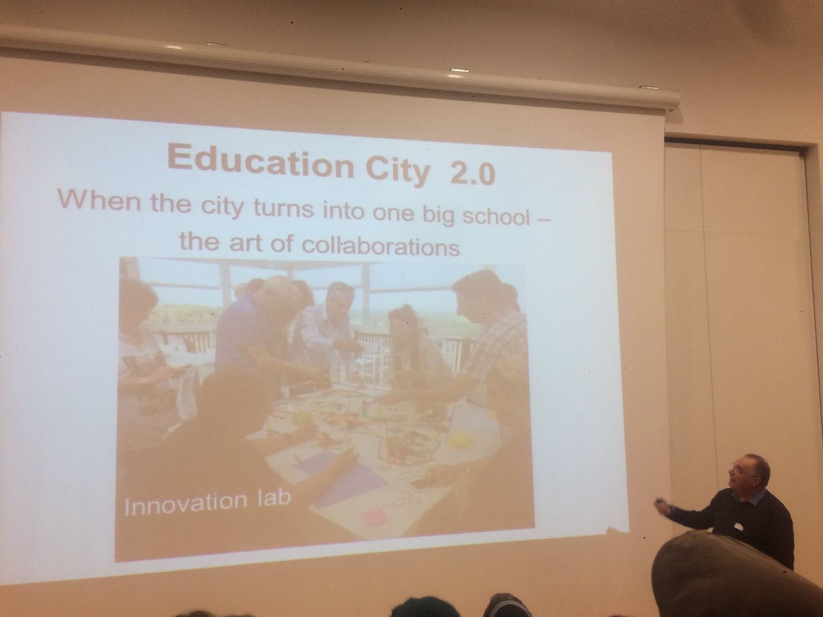 t_bez12's tweet image. Sounds like #extraordinarylearning in practice. @XLearning @schooldesignlab #edchat #21stedchat #whatisschool  @Innovation_Unit