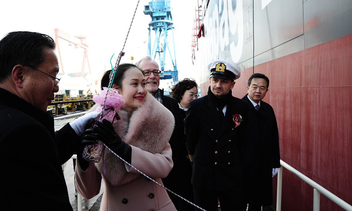 HapagLloydAG's tweet photo. Yesterday's naming ceremony of our #CartagenaExpress marks the start to life of our new Post-Panmax vessel. Read on: https://t.co/8OeiGFumk3 https://t.co/4rRgpeFuaL