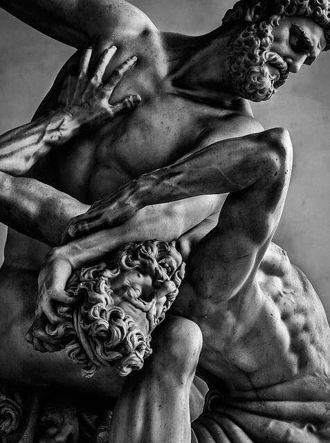ipnotic's tweet photo. #Giambologna Ercole e il centauro Nesso,1598 https://t.co/iLzGJ3ZQKZ