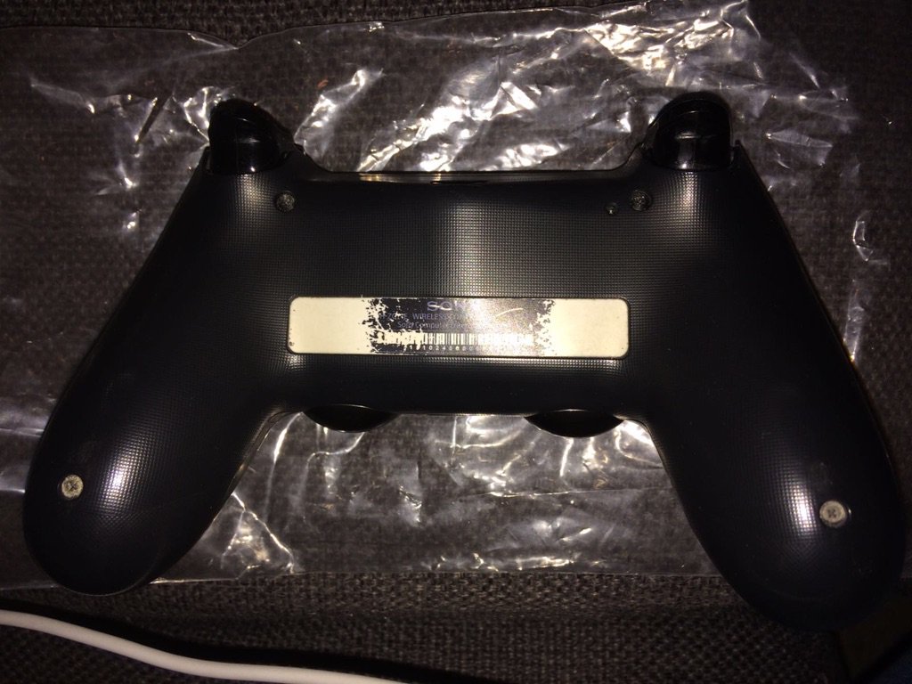 1 pic. @ExpertNL Lekker, zo'n controller. Leuk verjaardagscadeau voor onze kids ook! https://t.co/MYuZpjoZnJ