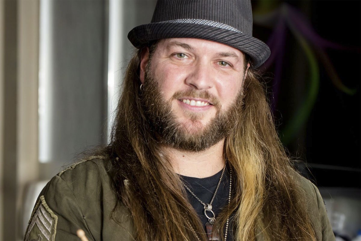 PhillyInquirer's tweet photo. .@BrentPorche takes over as @933WMMR's new full-time overnight DJ. https://t.co/7EaLHPCDH3 https://t.co/gU2nHR3ojA