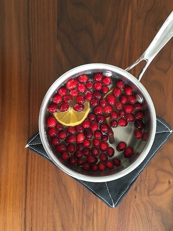 orangecleanct's tweet photo. Super Simple Recipes for Winter Simmer Pots.
https://t.co/3HqdYLNj5T
#aromatherapy #homemade #winter https://t.co/Y4NlzQTNUi