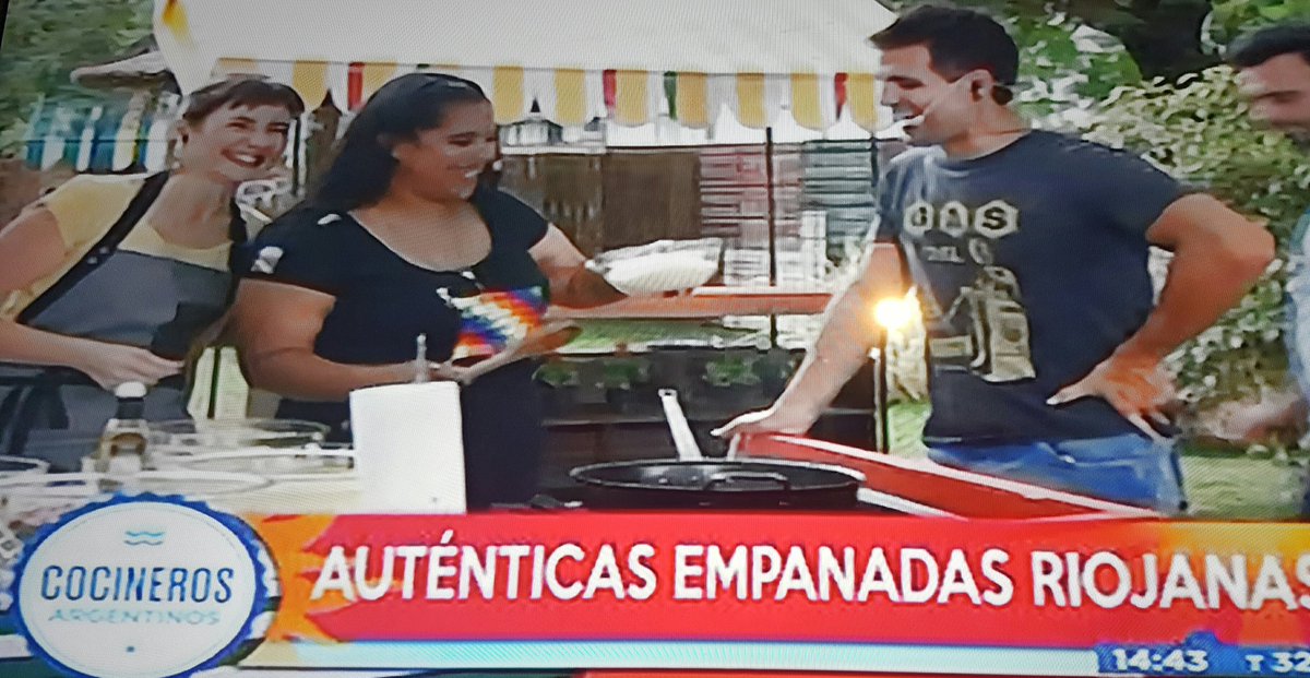 pini_herrera's tweet photo. Una Grande #FlorCastro en @cocinerosarg  @TV_Publica @herlombardi @lachaya2017 @independientelr @NuevaRioja @GobDeLaRioja https://t.co/oZBV6rIN27