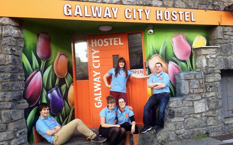 GalwayHostel's tweet photo. Galway City Hostel is officially the BEST HOSTEL IN IRELAND 2017 !Thank you to our amazing team for making this happen! 2nd year in a row✌️️ https://t.co/wiNsKoI3G6