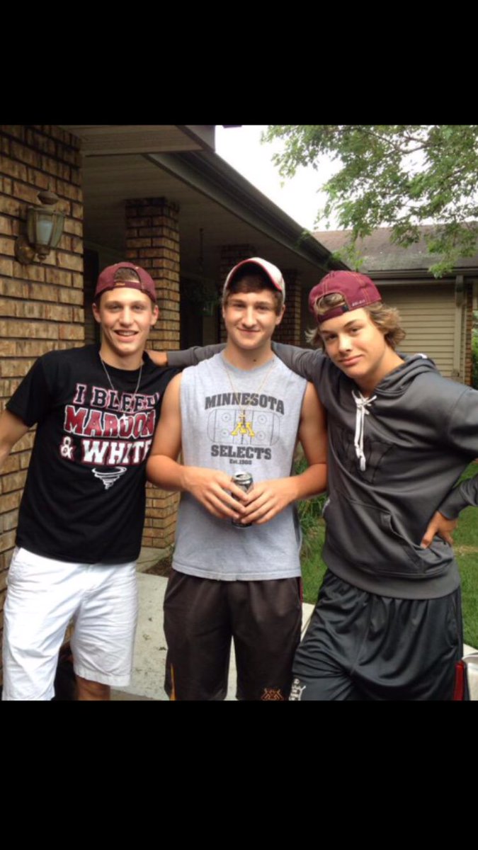 andysutterer's tweet photo. @i_johns0n23 happy birthday. You suck at chel. You suck at cod. And you suck at hockey. #cabin #state #biebz https://t.co/oKDEQ9I1pG