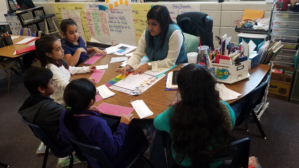 NDunnahoo's tweet photo. Loved seeing the kids using the keyboard covers to practice words during small group...what a great idea! @Ms_Hassam  #wearecentral https://t.co/99HkbBLnQY
