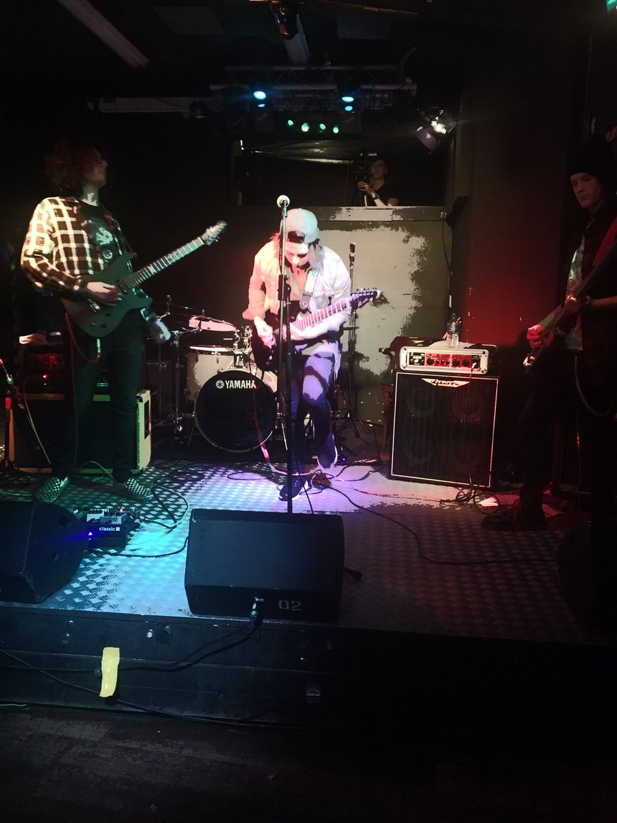 FuelTheMusic_'s tweet photo. On stage now! @Sydney_Fate @FuelCardiff #fuelthemusic https://t.co/TsvrEZ6V6T