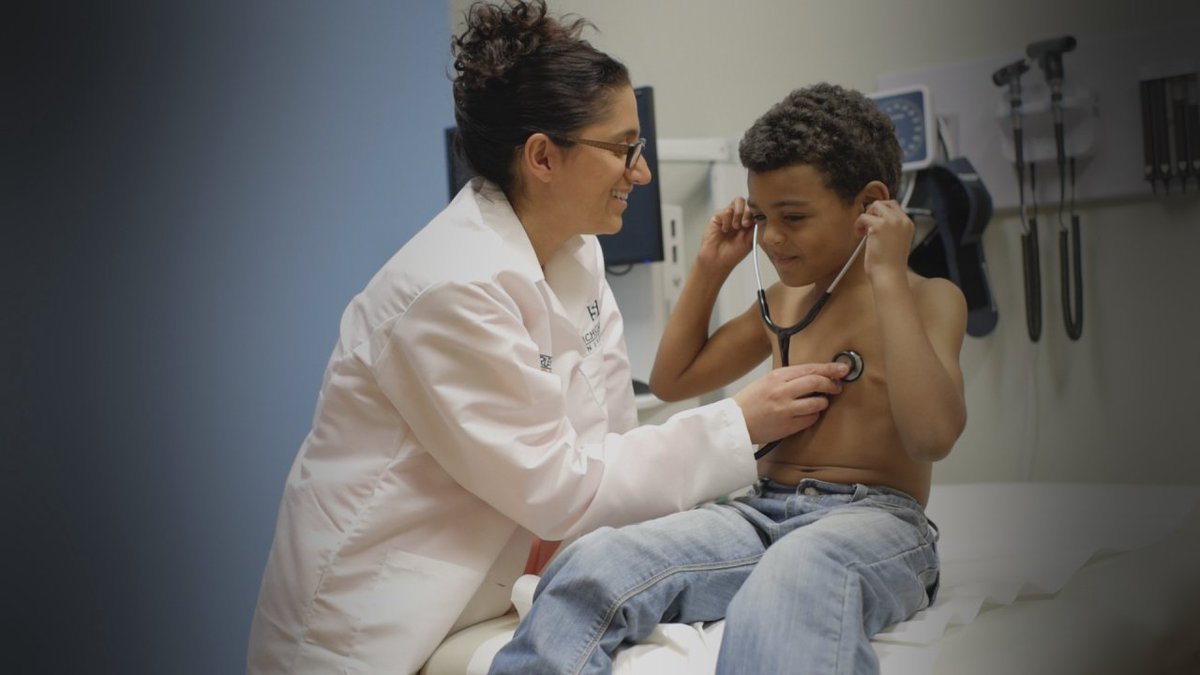 BTNLiveBIG's tweet photo. For @michiganstateu's Dr. Mona, the future of #Flint depends on the #health of its kids. https://t.co/AdQkHg1vGJ https://t.co/7p8m0Hw6lN