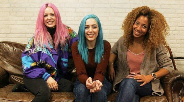 claumad7720's tweet photo. Ya son 4 años desde que todo este sueño empezó. Me alegro mucho de estar ahora mismo con vosotras, siendo sweetie. OS AMOO!! #4YearsOfSWTC https://t.co/y2h8V3Oa33