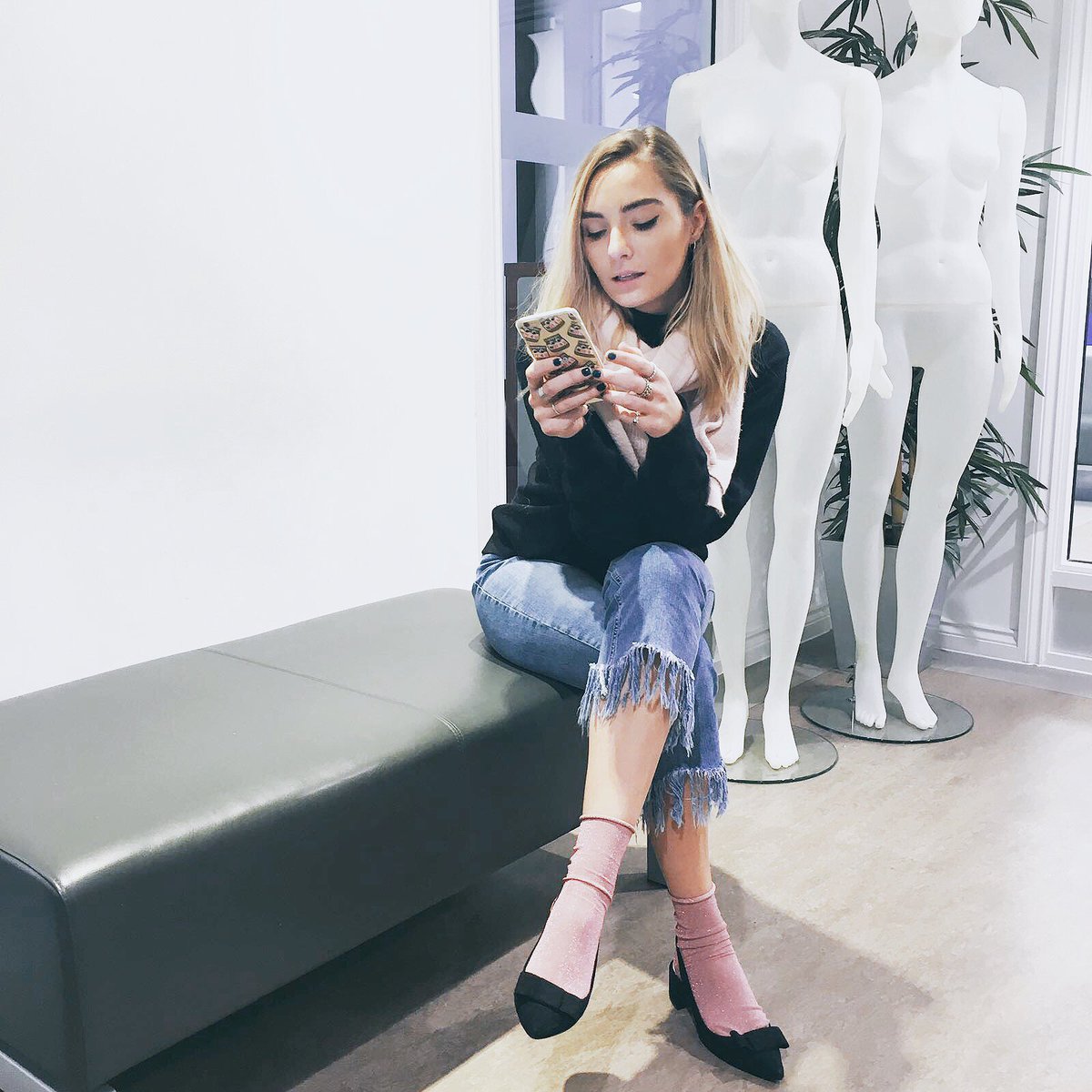 stylexsofia's tweet image. 💕💕💕💕💕 #zara #ootd #cos #fashion #skinnydip #topshop #manchester