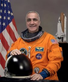 MRMSTEAMTeam's tweet photo. Students preparing to pick the crew for The Martian Project. I am now Capt. Robbins, Geospatial Analyst and Astrobiologist - fun https://t.co/lPhNyA6p7Z