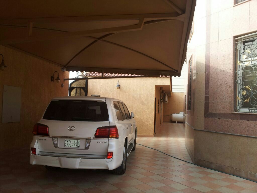 mdalat2015's tweet photo. مظلات 
سواتر 
هناقر 
مستودعات شنكو 
مظلات تغطيت مسابح 
لكسان 
قرميد 
جميع الأعمال الحداده للتواصل 
0555920985/0533585651 https://t.co/NYcDFZHSbd