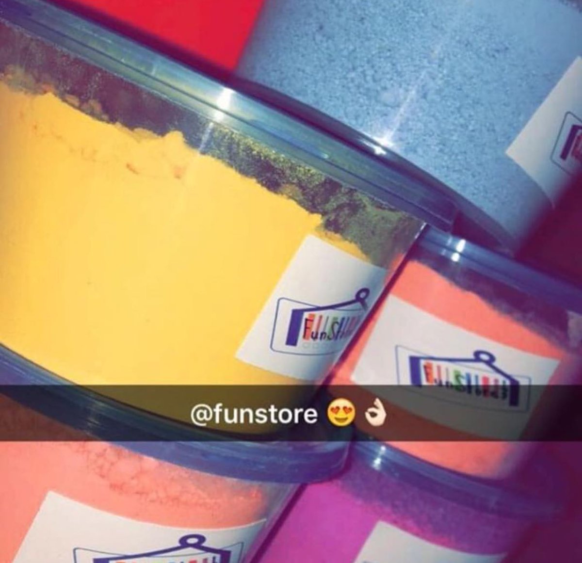 Funstore31's tweet photo. حجم الوسط ( المدوره ) 😍🔥 https://t.co/JvtjciaPDD