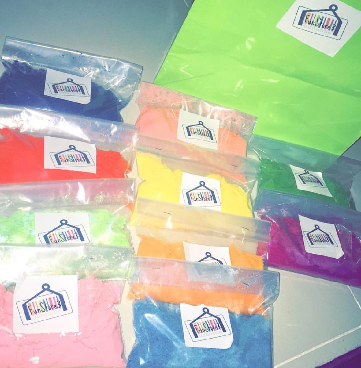 Funstore31's tweet photo. حجم الجيس 👌🏻🔥😍 https://t.co/zzJx60PGEl