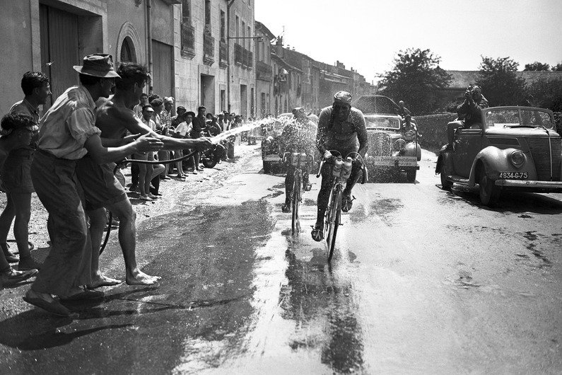 bike_parts_shop's tweet photo. Tour de France 1950, Abdelkader Zaaf et Marcel Moulines https://t.co/x2X132Hwzk
