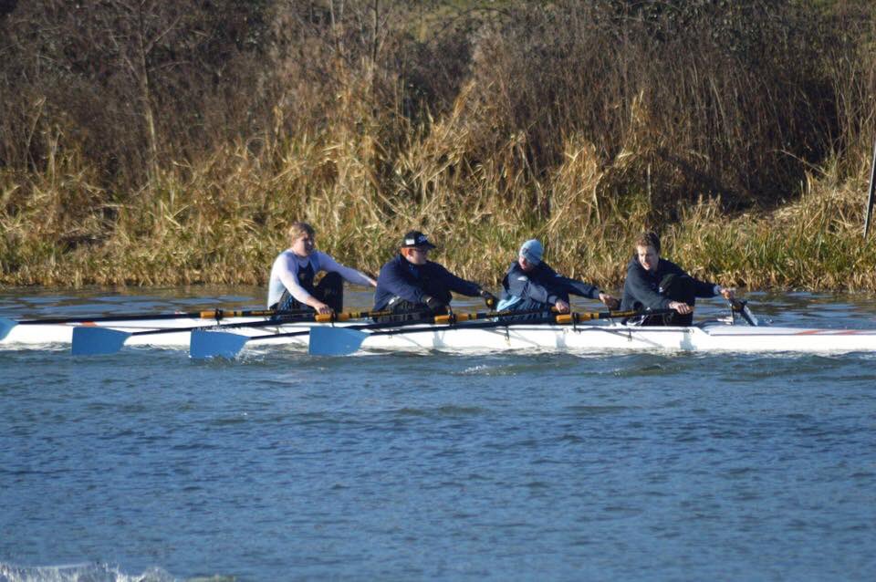 Also some of our women's and junior boys' crews making some debuts at Northampton Head! #sculling