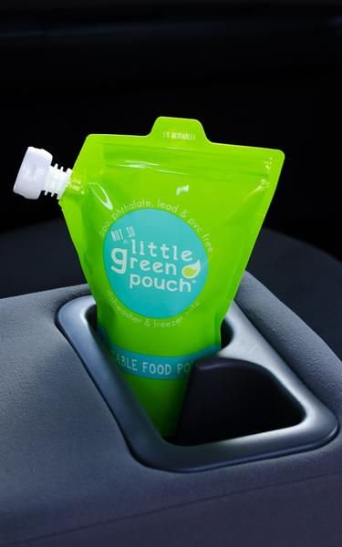 LttleGreenPouch's tweet photo. 14oz. Little Green Pouches are cupholder friendly—perfect for commutes &amp; snacks for the entire family. https://t.co/7iacG8jAeA https://t.co/jpaZ1dxeA5