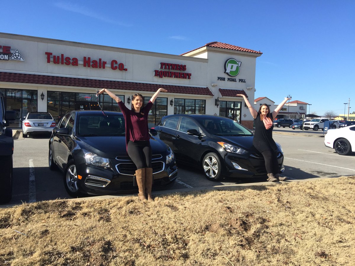 tulsahairco's tweet photo. New cars!! Cheyenne and Charity both got new cars. #tulsahairco #tulsahair #independentwoman #girlpower https://t.co/E9b9XWS6Z1