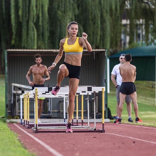 🏃🏻‍♀️🤷🏻‍♀️😁 #workworkworkworkwork 📸<a href="/Kildjin/">Joel Lowenheim</a>