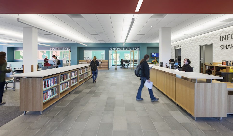 Nice work by the team <a href="/SNHU/">SNHU</a>, <a href="/harveyconstruct/">Harvey Construction Corporation</a>, <a href="/PerryDeanRogers/">Perry Dean Rogers</a>, RFS, TFM. Recognized by NH AIA for the SNHU Library Learning Commons