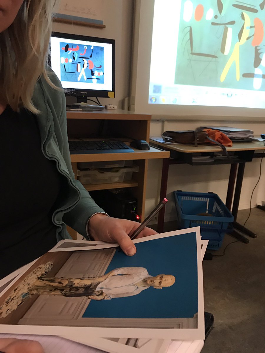 Thinking routine #sms #decultuurloper #plazacultura in gesprek over anders kijken naar kunst. Samen leren denken .. en dat zichtbaar maken