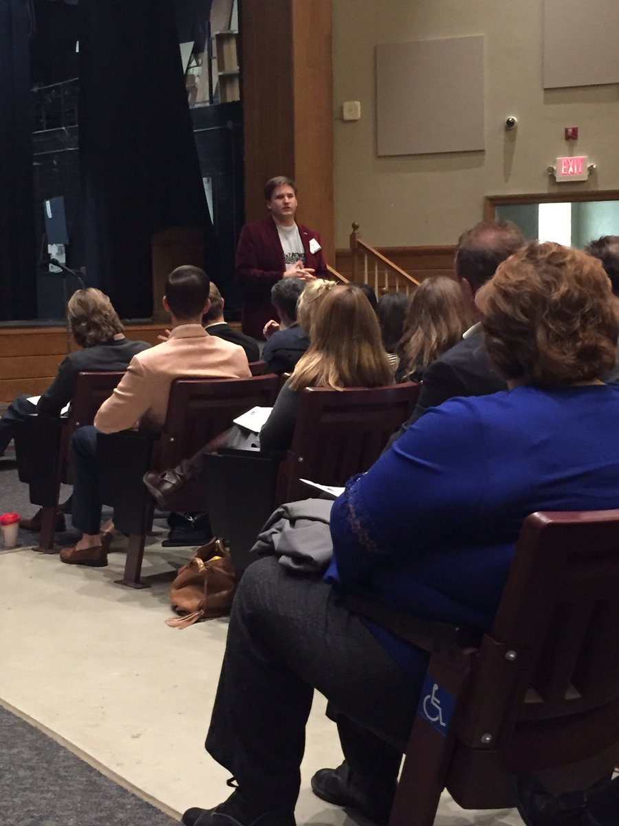 Anitajlane's tweet photo. Thank you @fultonprincipal for sharing with our #Introknox class tonight!! #fultonrocks #smokingjacketsoptional https://t.co/GQynr6eZCi