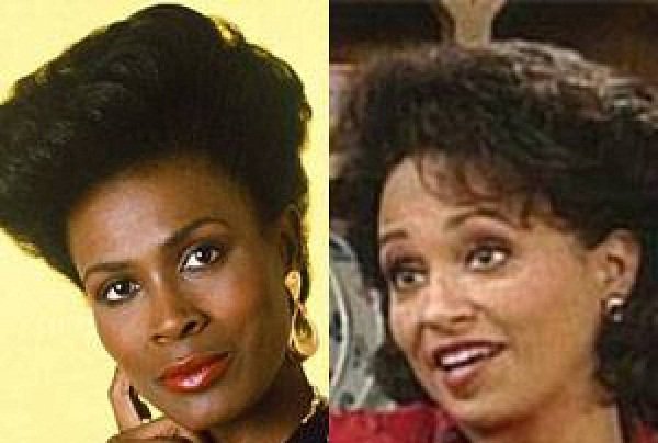 NewsStyle1's tweet photo. 5 Actor Replacements they thought we would never have noticed
https://t.co/JTTe0bDL83 https://t.co/4LMZK2LF1W