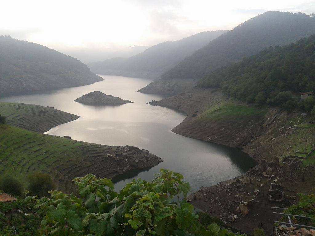 Cabozo_com's tweet photo. O que non se conta de Castro Candaz, a fortaleza que resistiu os... https://t.co/atIftx4tMM vía #cabozo de @Colashme #Galicia #Lugo https://t.co/1lgsGdyjrw