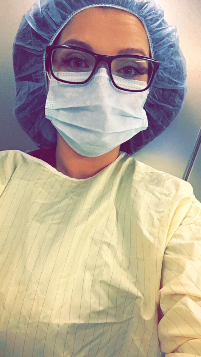 natasha_isbell's tweet photo. Today is one of those days where I can actually feel like I helped save a life.💉#CodeTrauma #ERLife https://t.co/8RnjKp0Zgg