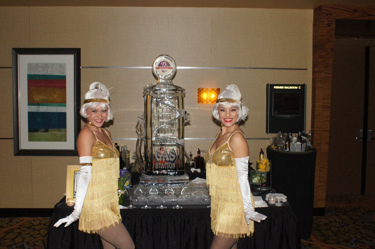 wecelebr8's tweet photo. Roaring 20's themed event #corporateevents #bostoneventplanner #cteventplanner #eventprofs #DestinationManagementCompany #Foxwoods https://t.co/Eclqp9PS9J