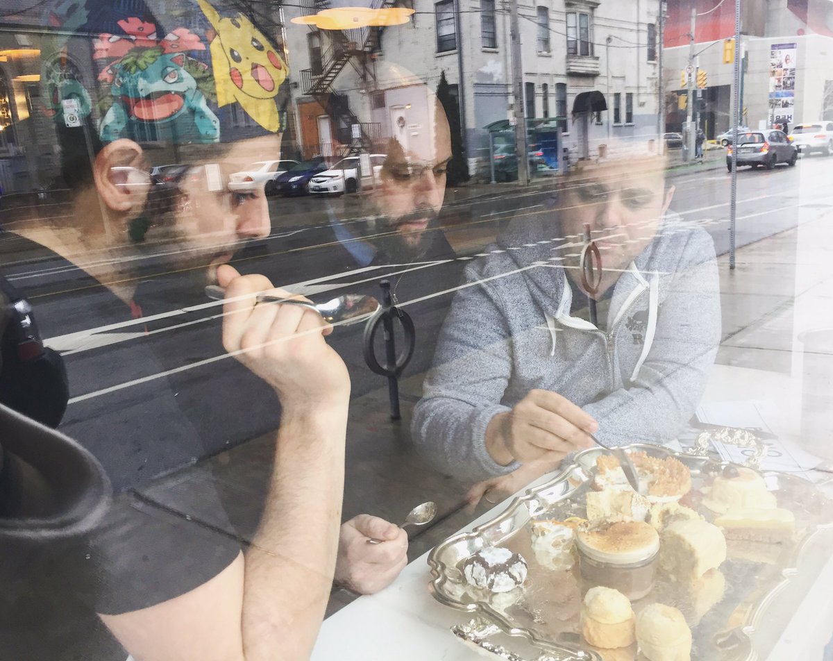 Taste testing a new dessert!! <a href="/chefvbarry/">Victor Barry</a> <a href="/super_nb/">torowa</a> @fireandpots #staytuned #nonnas #silverplatter #yum😋