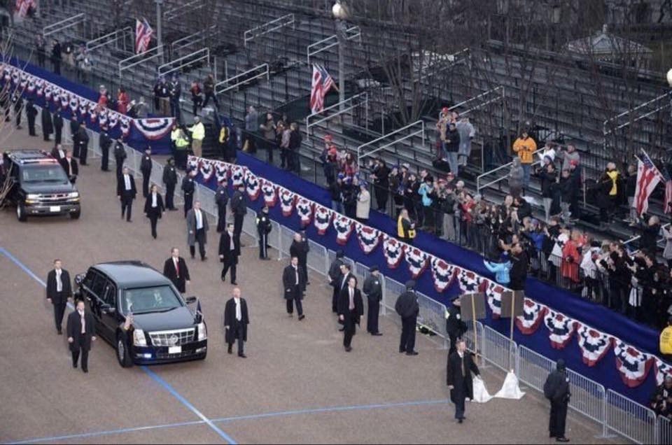 kbrongey's tweet photo. @therealdonaldtrump https://t.co/SxWOrtcgxa