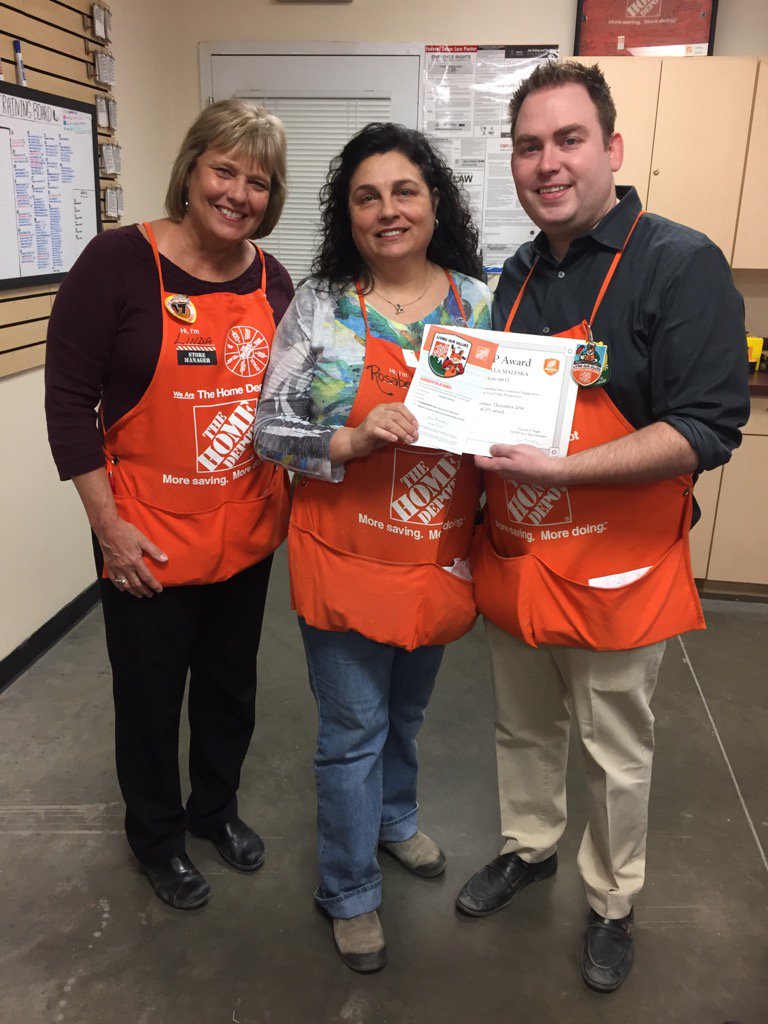 Linda Kurowski tweet media