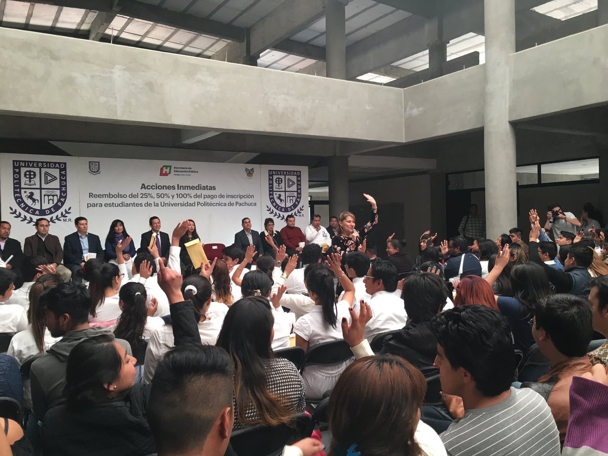 SEPHidalgo's tweet photo. En apoyo a las familias hidalguenses, por instrucción de @omarfayad se otorga descuento en inscripciones de universitarios. @sayonara2609 https://t.co/OPttz58Lty