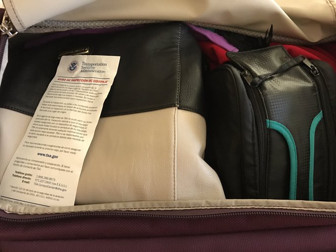 Everytime I travel with toys! 😂😂😂✈️✈️✈️😳😳😳 https://t.co/GjINsVukap<a href="/tag/favebuc"class="tags"><span>#favebuc</span></a>