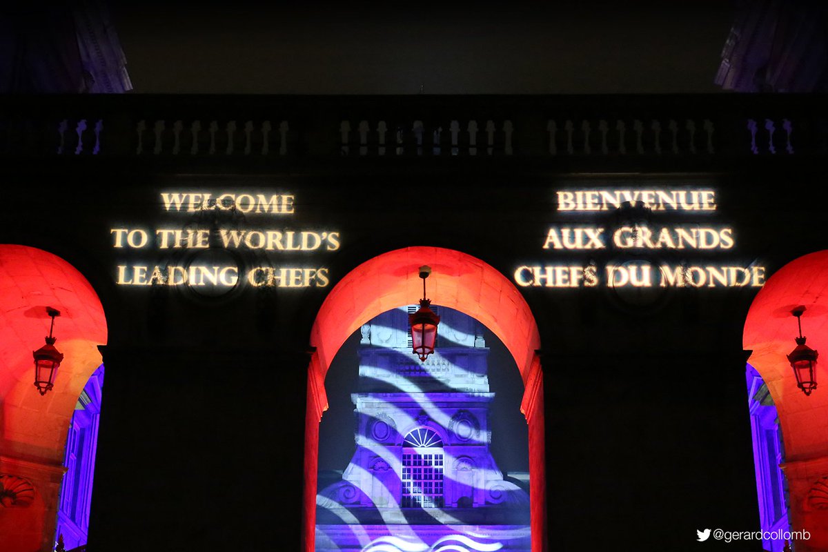 gerardcollomb's tweet photo. 🍽🇫🇷 #Lyon, capitale mondiale de la #Gastronomie : 320 étoiles illuminent ce soir le dîner des grands chefs du Monde ! 
#OnlyLyon https://t.co/Zp9lWrotBm