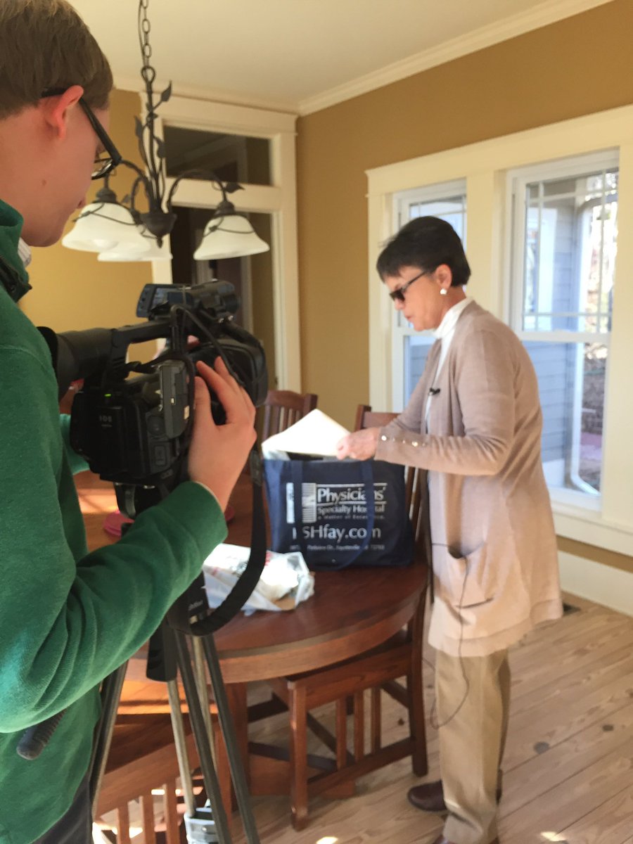 ChanningBarker's tweet image. Sarah Thompson had an abortion in 1971. She worries about women's reproductive rights if #HB1032 passes in #ARleg. Details tonight.