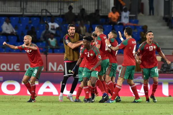 منتخب #المغرب يطيح بحاملة اللقب ساحل العاج ويتأهل لدور الثمانية بـ #أمم_أفريقيا 

alriyadh.com/1565732

-