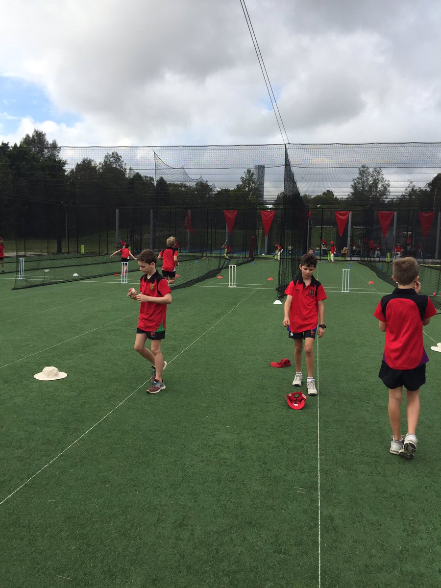 TerraceCricket's tweet photo. Live net excitement for our year 5s and 6s this morning! #lovethecontest #batvsball https://t.co/YbkGe9LOZI